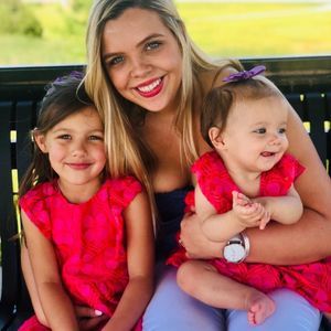 Meet your Posher, Elizabeth